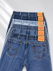 Levis bootcut jeans