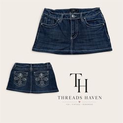 Upcycled Mini Back Pocket Embroidery Skirt – Handm..