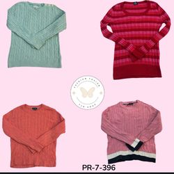 Women’s Chunky Cable Knit Pullover – Classic Y2K V..