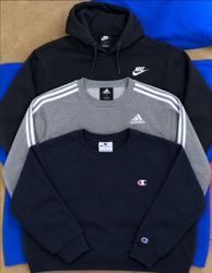 Felpa con cappuccio e sweat di marca mista