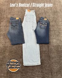 🔴 Levi’s Bootcut / Straight Jeans - (12/10)
