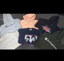 Champion sweatshirt C001