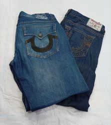 CR12495 Vintage True Religion Men’s Jeans