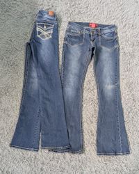 **Y2K Embroidered Flare Jeans – Cute & Trendy Deni..
