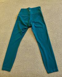 Lululemon Premium Leggings Oct-06
