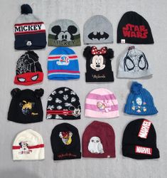 Lot de bonnets d'hiver imprimés de personnages