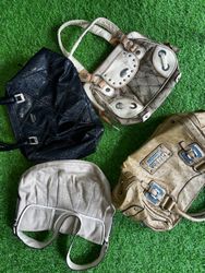 Guess bags BN 02