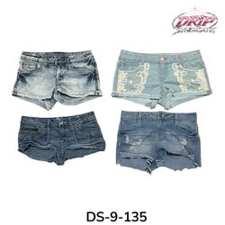 Shorts de Jeans Desgastados Para Seu Look Ideal de..