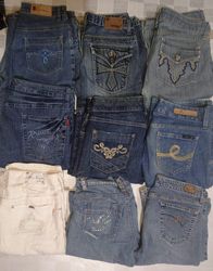 LEVI'S AND OTHER BRAND JEANS (ID 901)