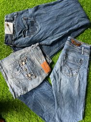 Apple bottoms &0ther brands jeans &mini skirts &sh..