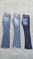 ***Y2K Flare Jeans – Detailed Embroidery & Denim W..