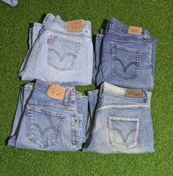 LEVI'S FLARE BOOTCUT JEANS