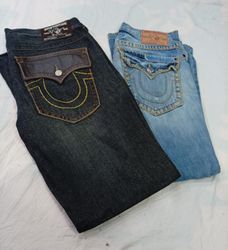 CR11932 Vintage True Religion Flare et Jeans Droit