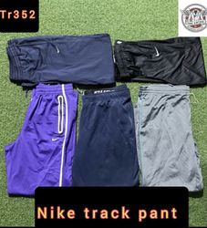 Nike track pant Tr 352