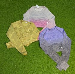 8383 - Gymshark Crop t-shirts