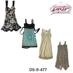 Robe en poly brown chic avec une énergie Y2K (DS-9..