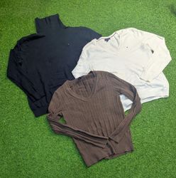 8497 - Tommy Hilfiger Sweaters and Turtle Neck
