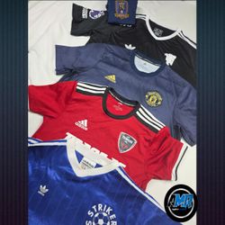 Adidas sport t-shirts