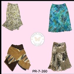 Women's Y2K Patterned Skirt – Lightweight Flowy Po..