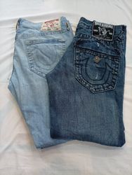 CR12136 Vintage True Religion Men’s Jeans
