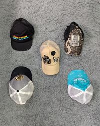 **Classic Trucker Hats – Casual Fashion Mix**