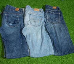 AMERICAN EAGLE AMERICAN EAGLE OUTFITTER JEANS (B 1..