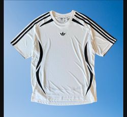 Adidas t shirt