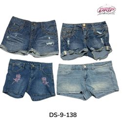 Jolis shorts en denim avec une esthétique fraîche ..