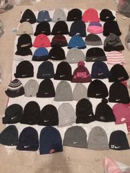 Nike Beanies V503