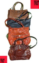 DESIGNER WOMEN'S BAGS BRANDS INCLUDED GUESS, BRAHM..