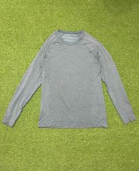Tv253 Lululemon long-sleeve shirt 10P