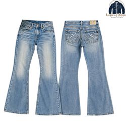 Flared jeans