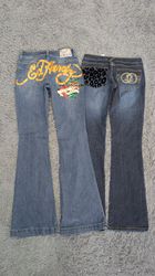 ***Y2K Flare Jeans – Detailed Embroidery & Denim W..