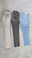 **Miss Me True Religion Rock Revival – Skinny & Ca..