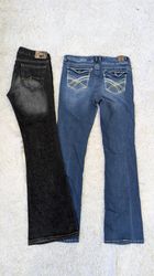 ***Y2K Embroidered Flare Jeans – 2000s Retro Denim..