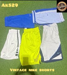 Vintage nike short ak529