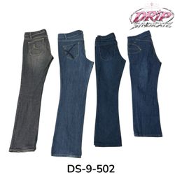 Effortless Street Style Denim Jeans For Everyday L..
