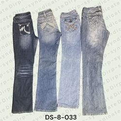 Jeans a zampa d'elefante ricamati retro anni 2000 ..