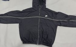 Brand windbreaker