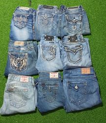 MISS ME , ROCK REVIVAL , TRUE RELIGION JEANS  (M 0..