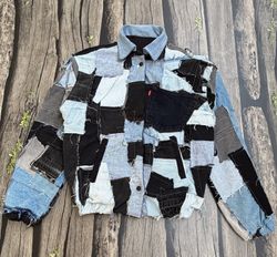 Upcycled Vintage Inspired Levi’s Patch Denim Jacke..