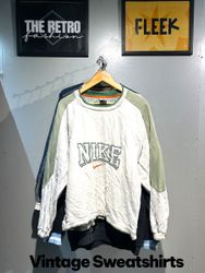 Vintage Sweatshirts.         #817