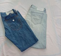 CR12027 Vintage True Religion Men’s Jeans