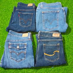 LEVI’S JEANS (B 132)