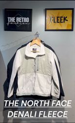 #820 THE NORTH FACE DENALI FLEECE
