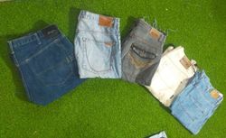 ROCAWEAR  AND OTHER MIX BRANDS SHORTS (D 291)