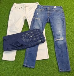 8262 - True Religion Jeans and Cotton pant