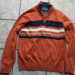 Special Tommy Hilfiger Sweaters