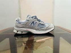 New Balance 2002r 4 pcs and 1 Adidas Samba