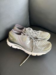 Mix Brand Sneakers